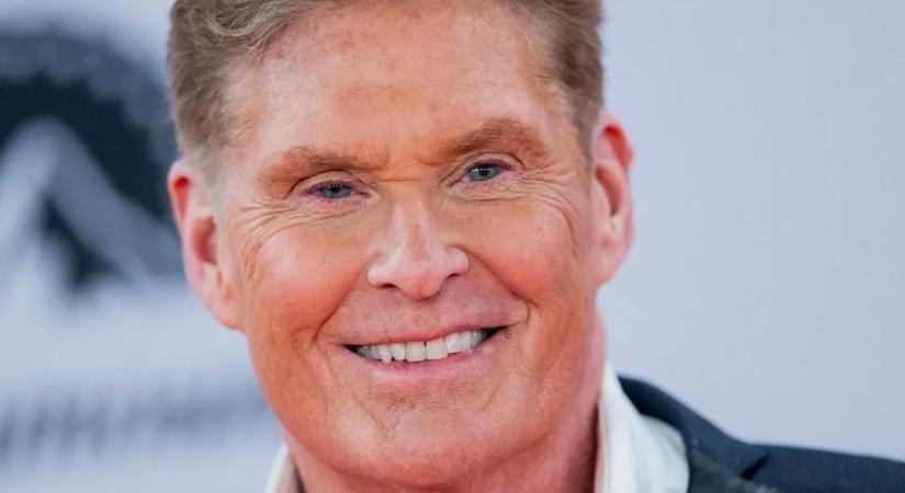 Kis híján hatalmas bukás lett a sorozat: így vált világhírűvé David Hasselhoff