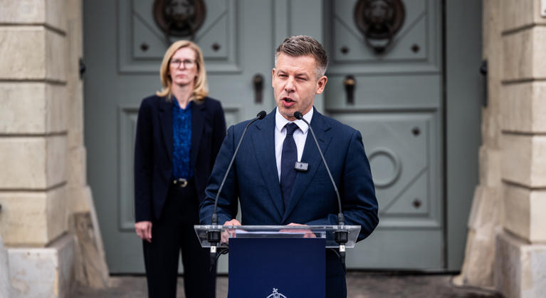 Magyar Péter a Sándor-palotában találkozik a frakcióvezetőkkel, hamarosan jönnek a részletek - A kormányfő az energiaválságról tájékoztatja a parlamenti frakciók vezetőit