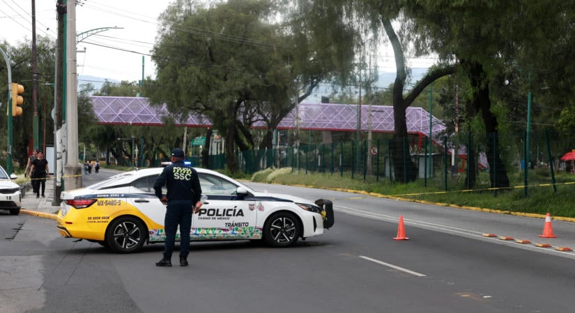 Autóba rejtett pokolgép robbant egy mexikói rendőrőrsnél