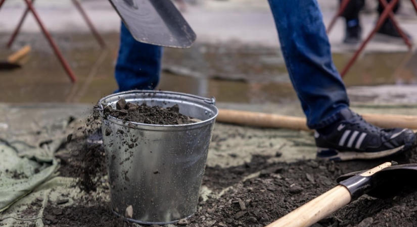 Az építkezések nélkülözhetetlen alapanyaga: cement