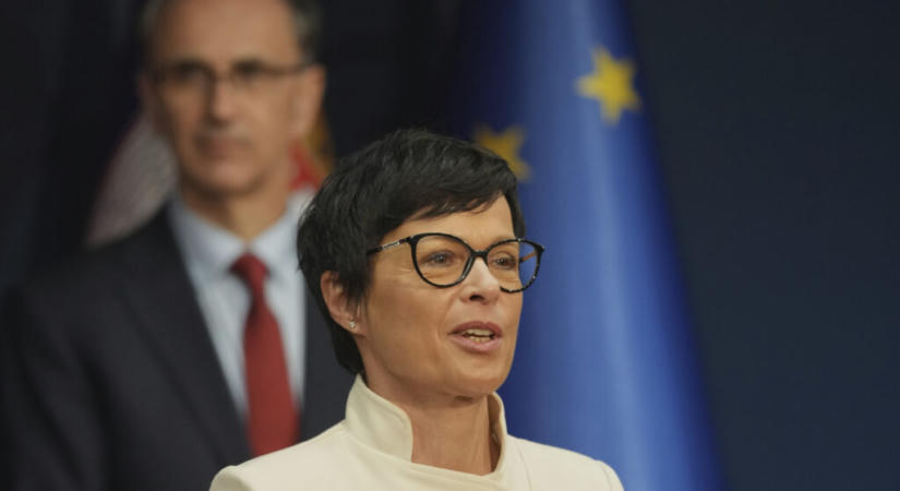 Kos: Az EU megvizsgálja, hogy Szerbia továbbra is alkalmas-e a tagjelölti státuszra