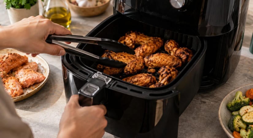 7 hiba, amivel elronthatod a air fryer-ben készült ételeket