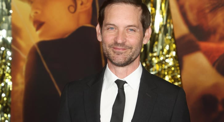 Tobey Maguire adta össze exfeleségét és vőlegényét az esküvőjükön