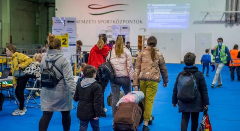 Lakosságarányosan a legtöbb ukrán menekültet a Visegrádi Négyek fogadták be, kivétel Magyarország