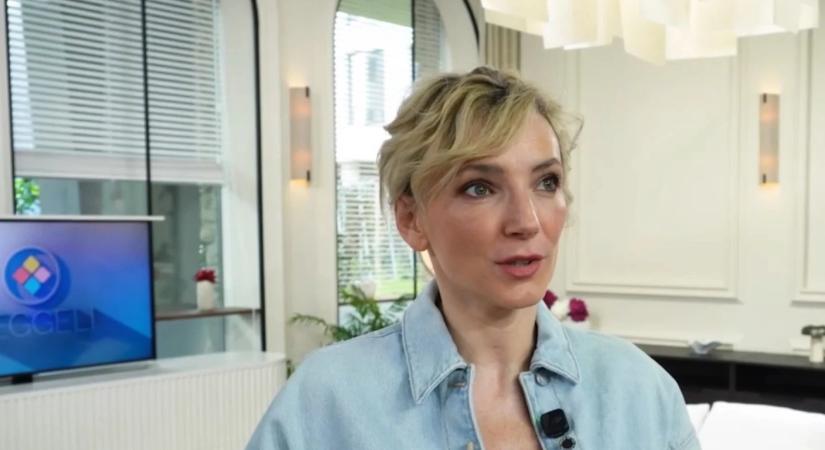 Scherer Péter hangja mentette meg Borbély Alexandra idegtépő utazását az ikrekkel