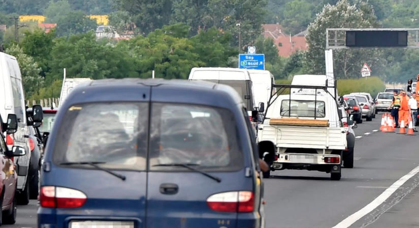 Több baleset is volt az M3-as autópályán, sérültek is vannak