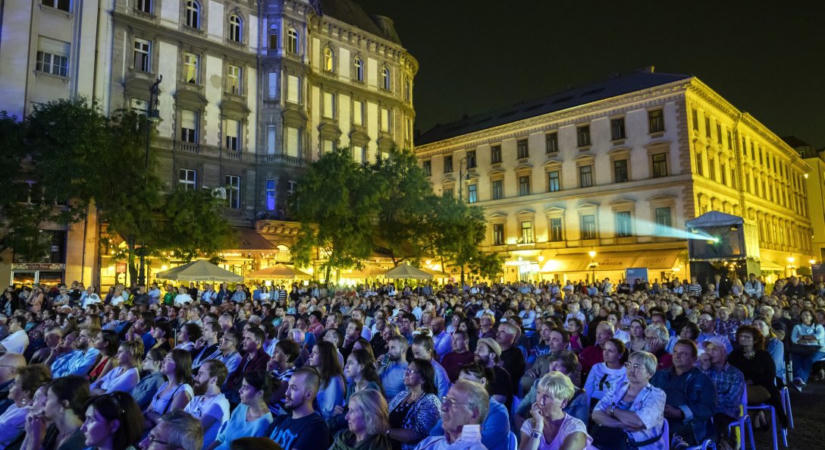 Felújított Queen-koncertfilm és az Amélie rendezője a Budapesti Klasszikus Film Maratonon