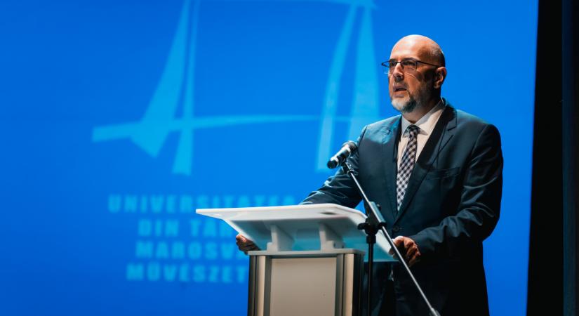 Kelemen Hunor határozott hatósági fellépést sürget a román nacionalista szervezetek úzvölgyi megemlékezése ügyében