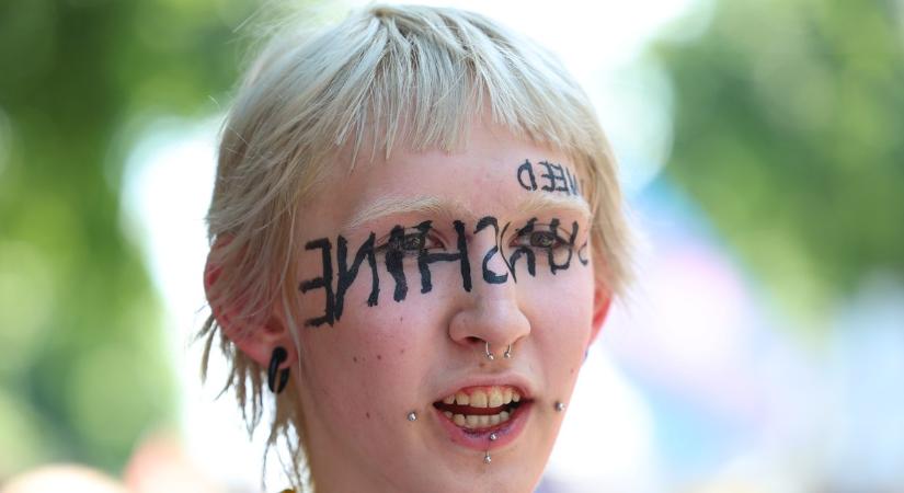 A Budapest Pride arcai: ők voltak a legbátrabb, legkreatívabb karakterek a tömegben – képgaléria