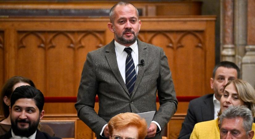 Falurombolás készül?