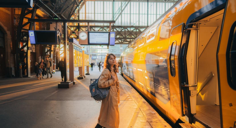 Friss: hatalmas robbanás volt a pályaudvaron, többen megsérültek