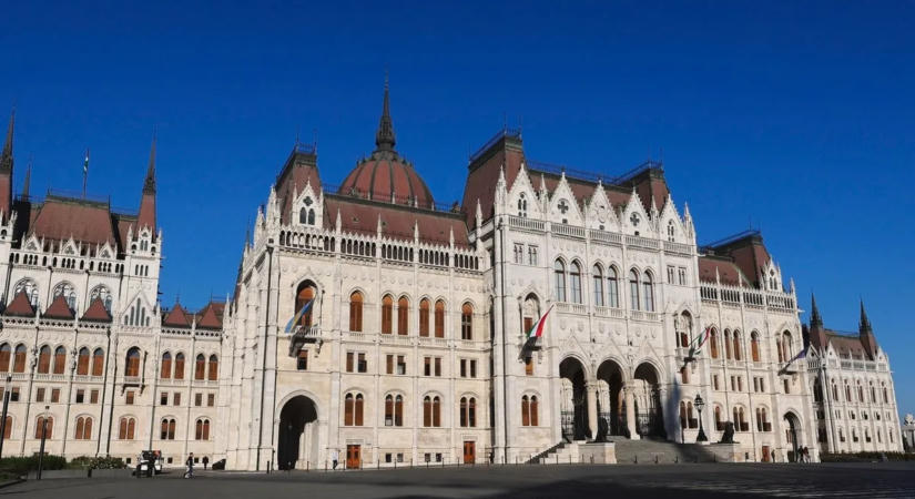 „Minden rendben megy tovább!” – Forsthoffer Ágnes tisztázta a Parlament lezárása körüli félreértéseket
