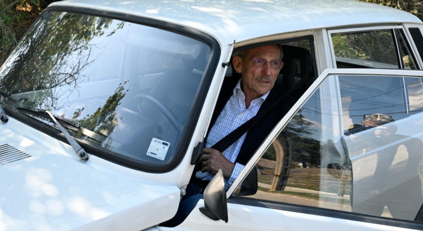 Wartburggal gurult be Pintér Sándor, közben a szomszédból a Bindzsisztán üvöltött – Szösszenetek a idei kötcsei piknikről