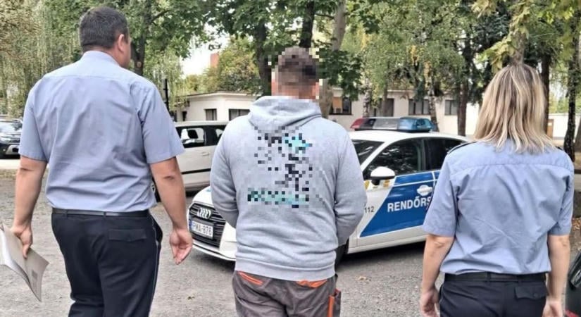 Csak B kategóriás jogsija volt, mégis kamionnal indult útnak