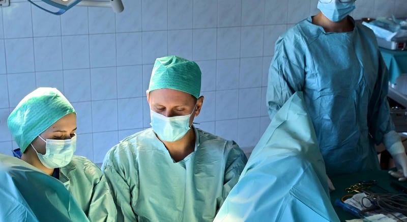 Korszerű protokoll a gyorsabb műtét utáni felépülésért