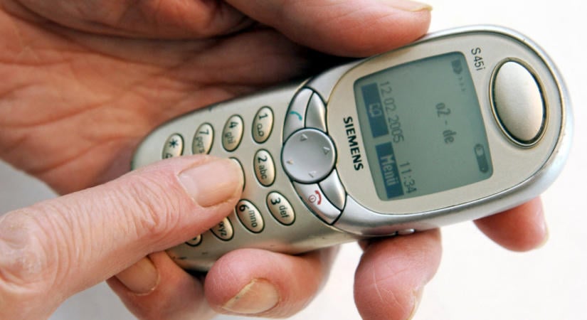 Álrendőr és álbankos csalt ki 146 milliót telefonon egy idős nőtől