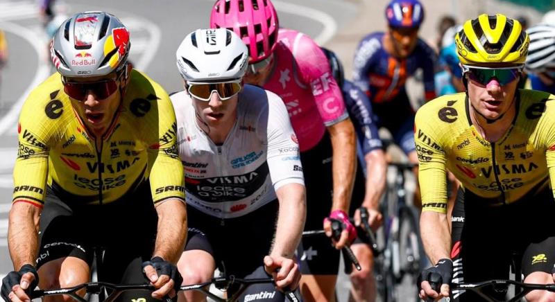 A vadonatúj napszemüvegét keresi Wout van Aert