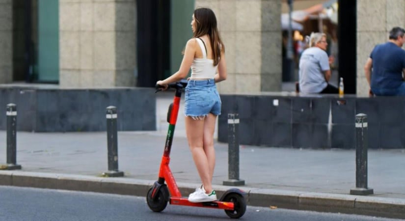 Szlovákia lépett: ezeket az e-rollereket tiltja ki az utakról - Szavazás a cikkben