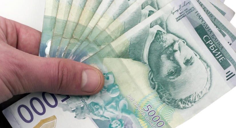 Decembertől 12 százalékkal emelkedik a szociális védelemben dolgozók fizetése