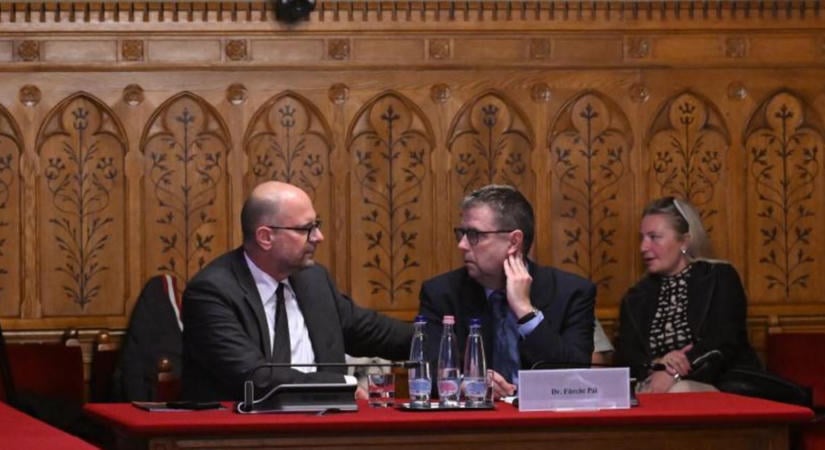 Fürcht Pálnak jelezték, hogy meg akarják szüntetni a Völner Pál elleni nyomozást