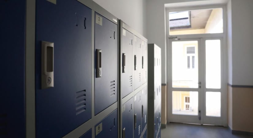 Mérföldkőhöz érkezett egy miskolci gimnázium: nagy változással indul az új tanév (fotók, videó)