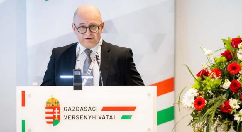 Szijjártó portré a falon, Pócs János rajongó elnök - így lett a NER kiszolgálója a Gazdasági Versenyhivatal