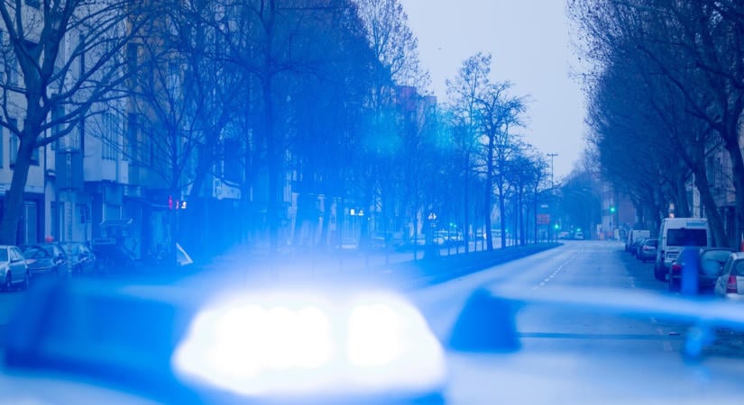 Tömeges felülvizsgálat jön: Szigorít a kormány a kék lámpa és a sziréna használatán