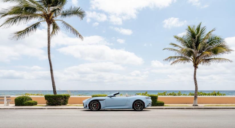 2033-ig marad a V8, és a V12 az Aston Martinnál