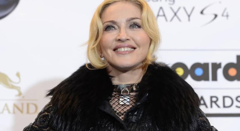 Madonna és 5 gyereke közös képen: Lourdes már 29, a legfiatalabb ikerlányok 14 évesek