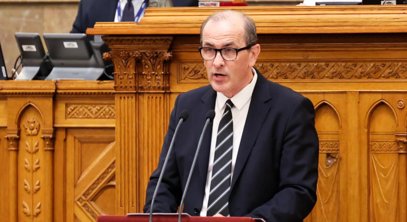 Az egészségügyi miniszter felmentette a Honvédkórház főigazgatóját