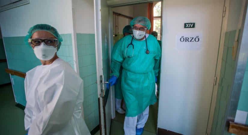 A boríték helyét egyre inkább a protekció veszi át az egészségügyben