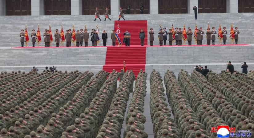 Több tízezer katonát küldött Oroszországba Észak-Korea