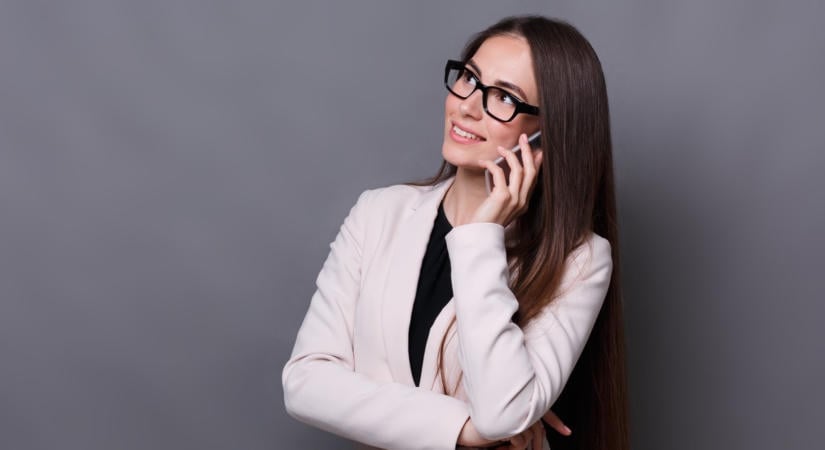 A pszichológusok szerint intelligensebbek, akik így öltöznek: te is ezt a 4 színt hordod?