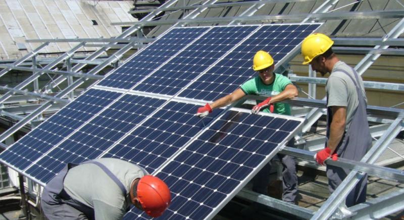 32 ezernél is több család jelentkezett a Napenergia Plusz Programba