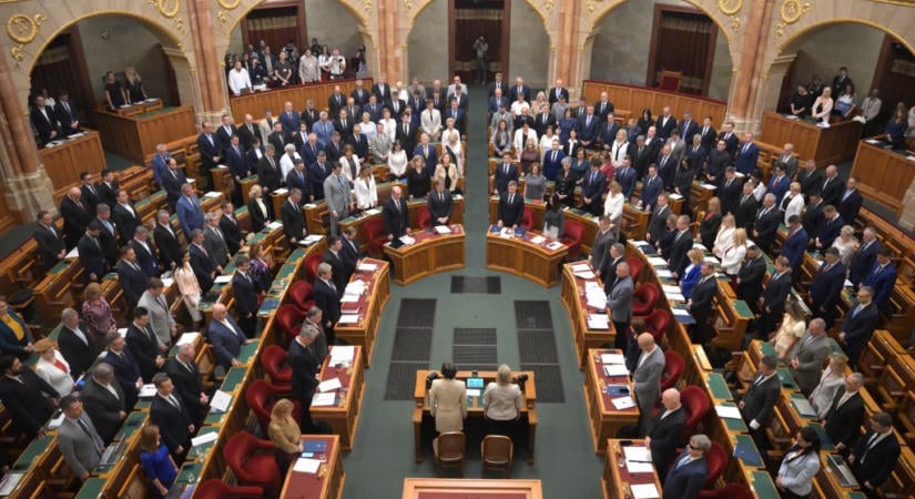 Egészségügy, gyermekvédelem, mentelmi ügyek: ez lesz a jövő héten a parlamentben