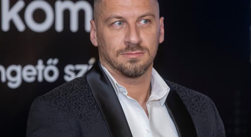 Vastag Csaba az édesapjával való kapcsolatáról: „Talán, néha-néha gondolsz még rám, de válasz nincsen, csak várok...” – videó