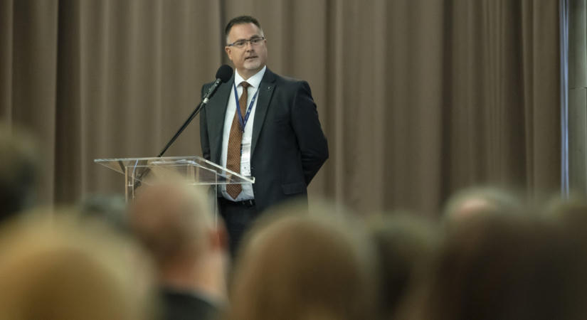Az Állami Számvevőszék elnöke nem gondolja, hogy jó döntés lenne lemondani
