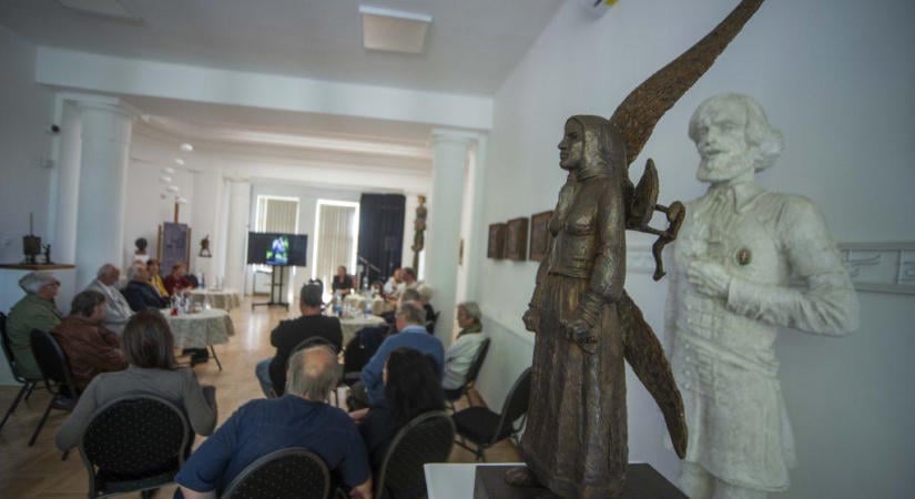 A XX. század második felének formanyelvét vizsgálták Kő Pál és nemzedéke konferenciáján