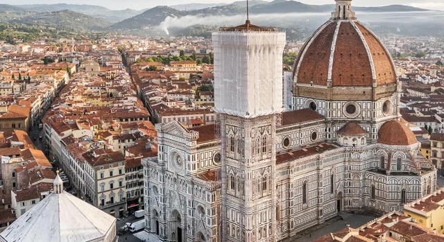 Megkezdődött a firenzei Giotto-harangtorony teljes körű restaurálása