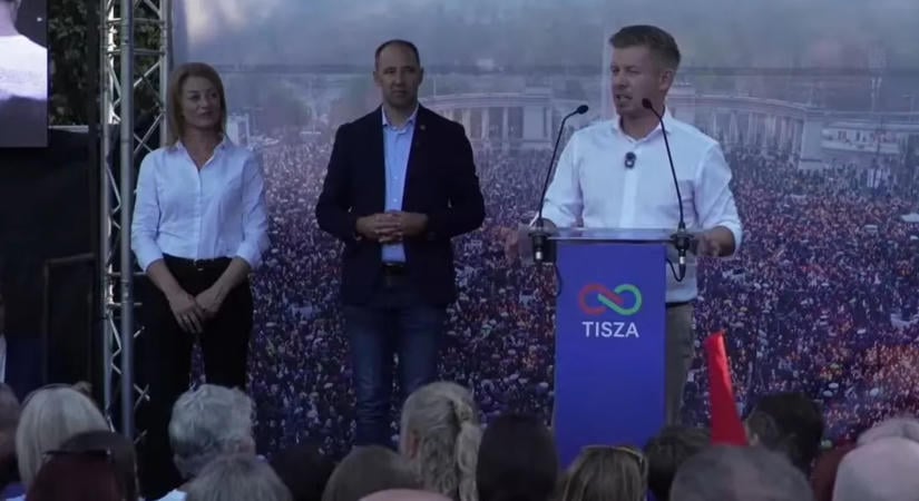 Magyar Péter a megyei rendszer jövőjéről is beszélt Pécsen