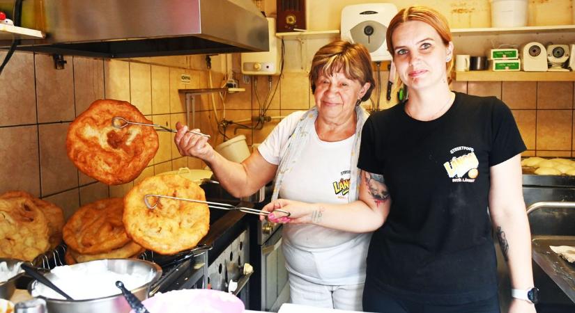 Vége a találgatásoknak: megnéztük a szolnoki piac lángosárait, és tátva maradt a szánk a balatoni árak után