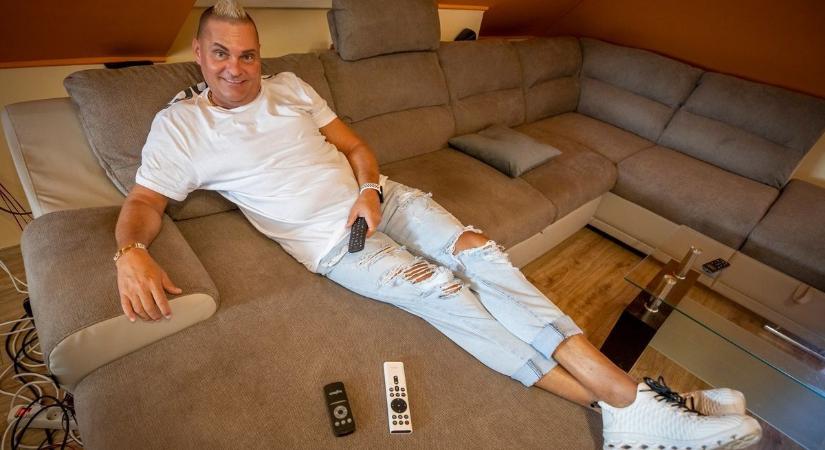MC Hawer átverte a rajongóit, de most tiszta vizet öntött a pohárba