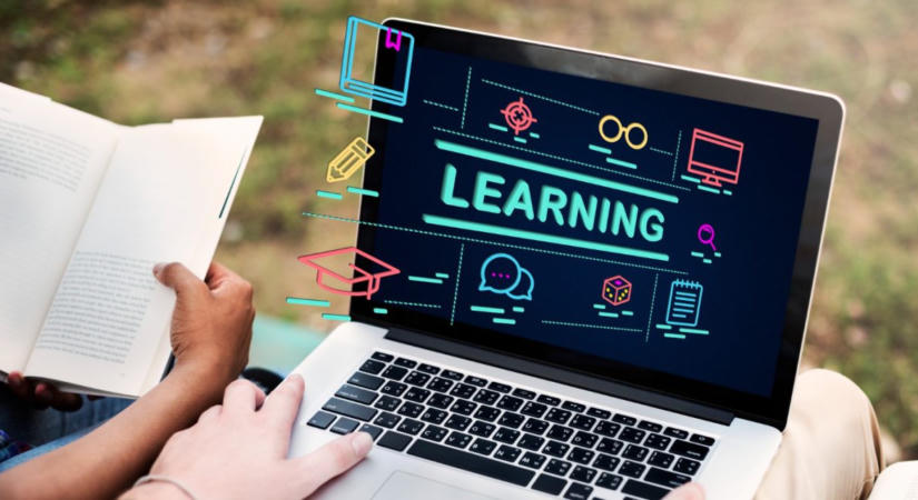 Sikerélményt és önállóságot is ad a roma diákoknak az online gyakorlással segített tanulás