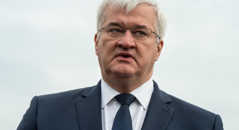 Az ukrán külügyminiszter szerint hiába távozott Orbán Viktor, továbbra is virágzik az akadályozásra építő politikája