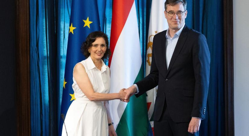Uniós biztos érkezett Budapestre a Pride előtt, hogy minden rendben menjen