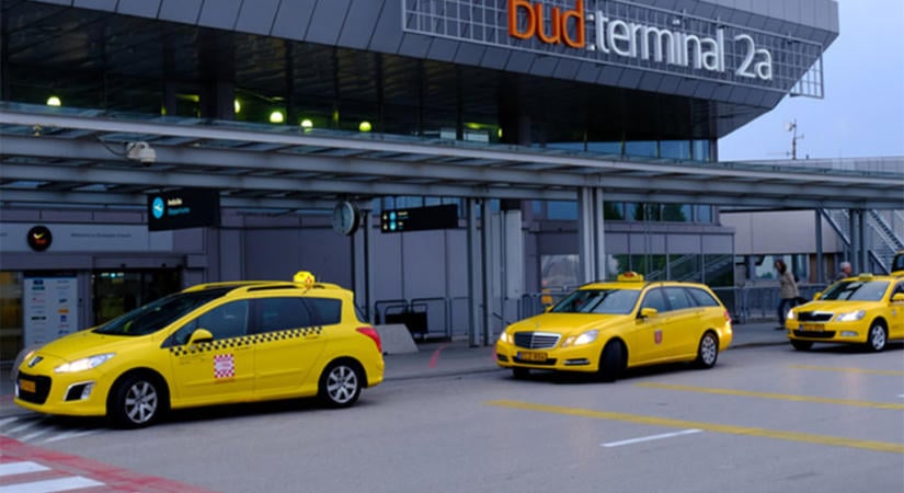 Budapest Airport változtatott: egyes taxik már csak 1,1 kilométerre tehetik ki az utasokat a termináltól