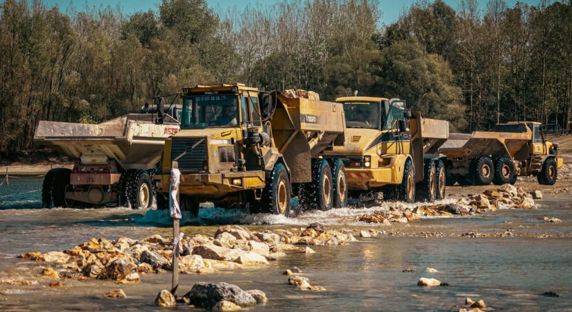 Felszólították a lakosságot: halálos is lehet, ne mászkáljanak a paksi fenékküszöbön – „nem véletlenül vannak ott a táblák!"