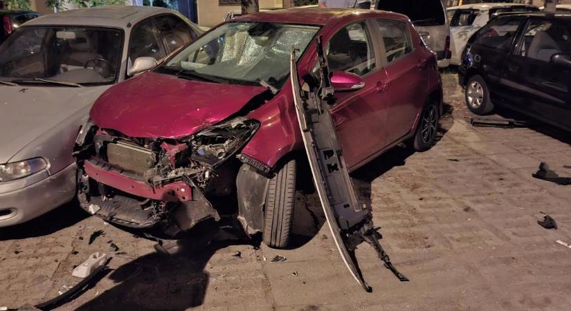Brutális tarolás a Tócóvölgyben: hat parkoló autót tört össze egy BMW X6 sofőrje