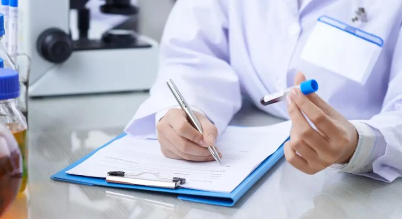 Új vérvizsgálat jelezheti előre az Alzheimer-kór kockázatát