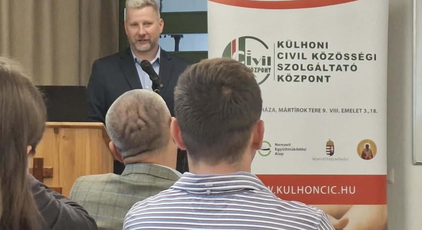 Nem lesznek kivételezett és kizárt civil szervezetek